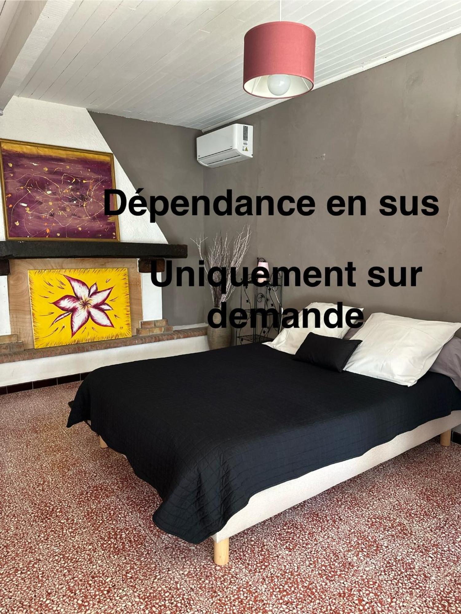 Apartment Location 1 Et Dependance En Supplement Infos Importantes Dans Un Mas Provencal Au Coeur Du Luberon