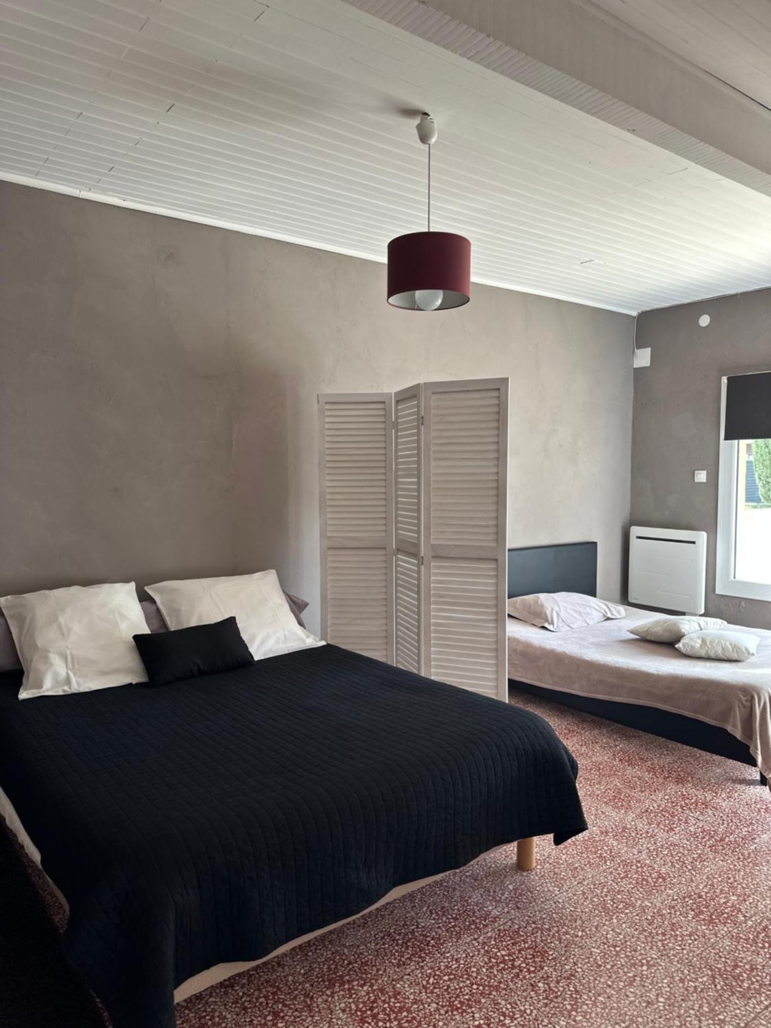 Location 1 Et Dependance En Supplement Infos Importantes Dans Un Mas Provencal Au Coeur Du Luberon